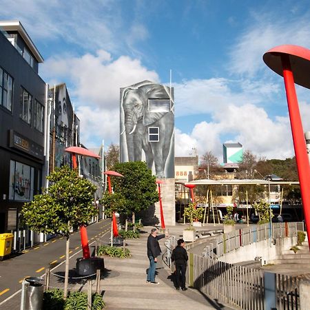 Stay Central The Penthouse New Plymouth Exterior photo